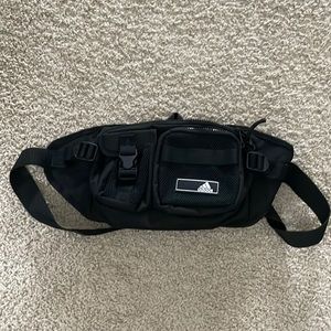 Adidas Amplifier CrossBody Bag -black